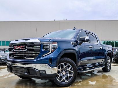 Used 2022 GMC Sierra 1500 SLT w/ SLT Premium Plus Package