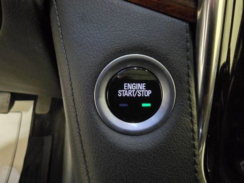 Used 2016 Cadillac Escalade Premium image 26