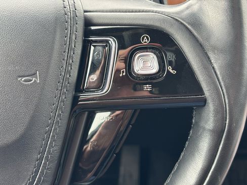 Used 2020 Lincoln Aviator Reserve w/ Equipment Group 202A image 19