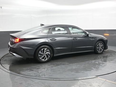 New 2026 Hyundai Sonata Blue FWD image 2