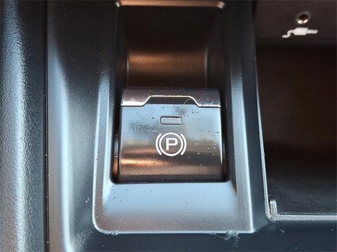 Used 2022 Subaru Legacy image 22