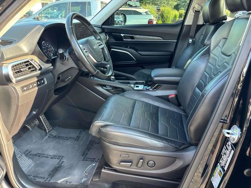Used 2022 Kia Telluride SX w/ SX Prestige Package AWD/4WD image 10