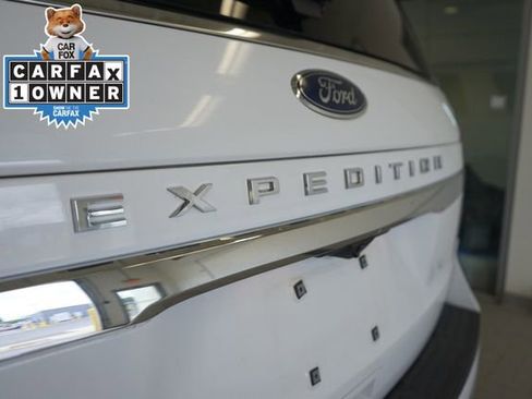Used 2024 Ford Expedition Limited AWD/4WD image 13
