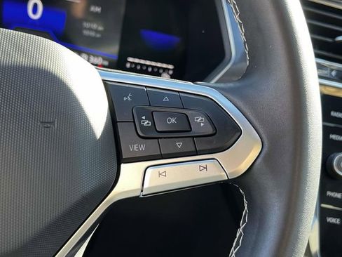 Certified 2023 Volkswagen Tiguan SE w/ Panoramic Sunroof Package image 24