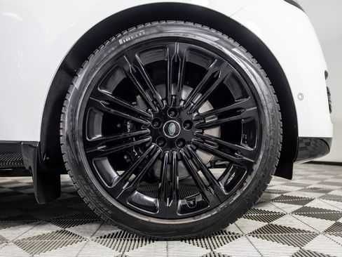 Used 2024 Land Rover Range Rover SE AWD/4WD image 37