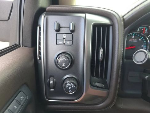 Used 2017 Chevrolet Silverado 1500 LTZ Z71 AWD/4WD image 28
