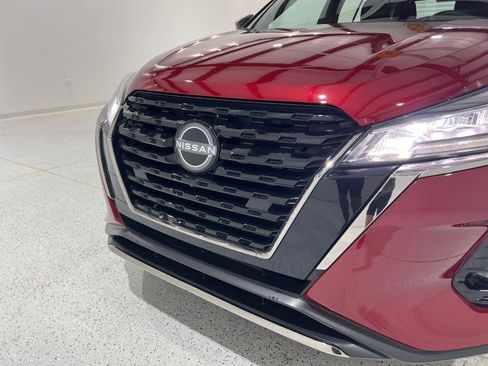 Used 2023 Nissan Kicks SR w/ Interior Electronics Package image 27