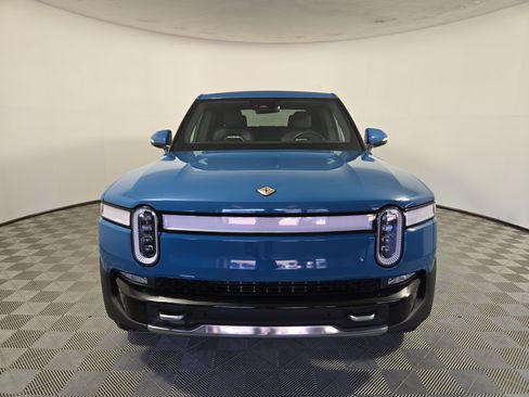 Used 2022 Rivian R1T Adventure AWD/4WD image 8