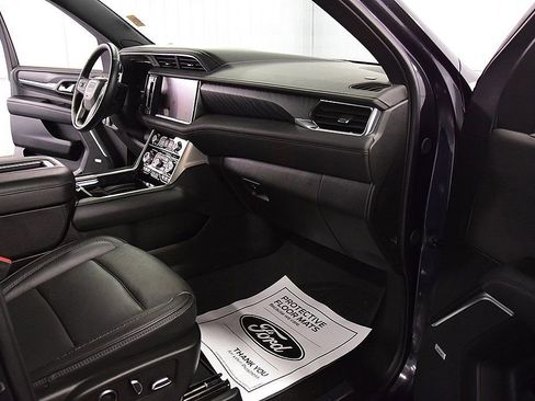 Used 2024 GMC Yukon Denali image 30