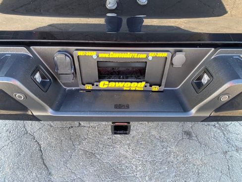 Used 2023 Ford F150 Lariat w/ Equipment Group 502A High image 4