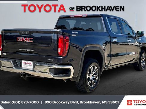 Used 2024 GMC Sierra 1500 SLT AWD/4WD image 11