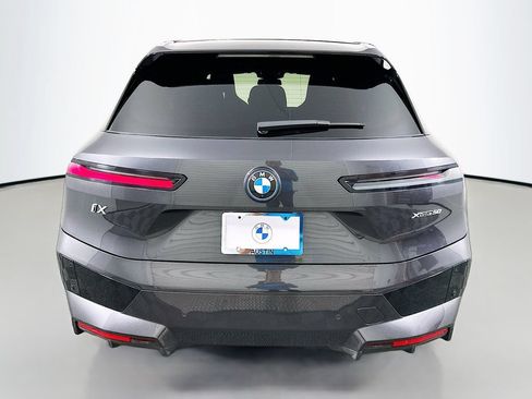 Used 2024 BMW iX xDrive50 w/ Sport Package AWD/4WD image 6