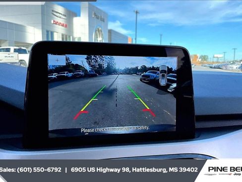 Used 2020 Ford Escape SE image 15