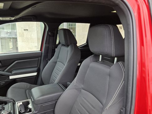Used 2024 Toyota Tacoma TRD Off-Road AWD/4WD image 6