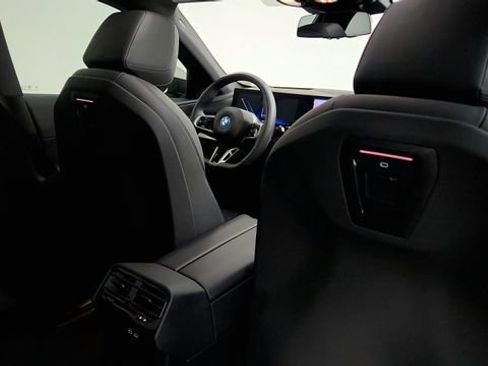 Used 2026 BMW i5 eDrive40 w/ M Sport Package RWD image 42