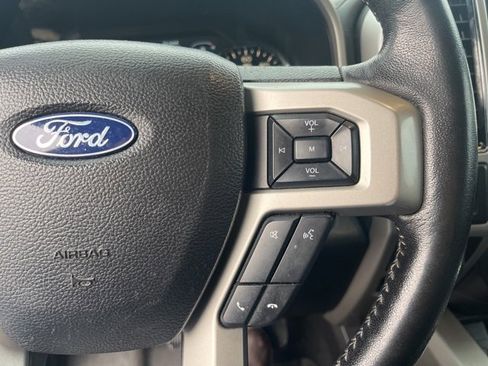 Used 2019 Ford F150 Lariat w/ Equipment Group 502A Luxury image 17