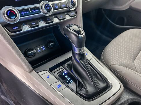 Used 2019 Hyundai Elantra Value Edition image 23