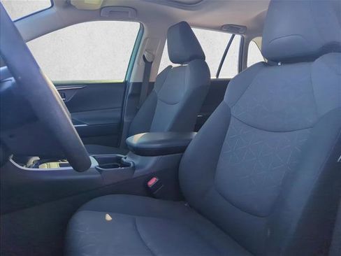 Used 2019 Toyota RAV4 XLE image 19