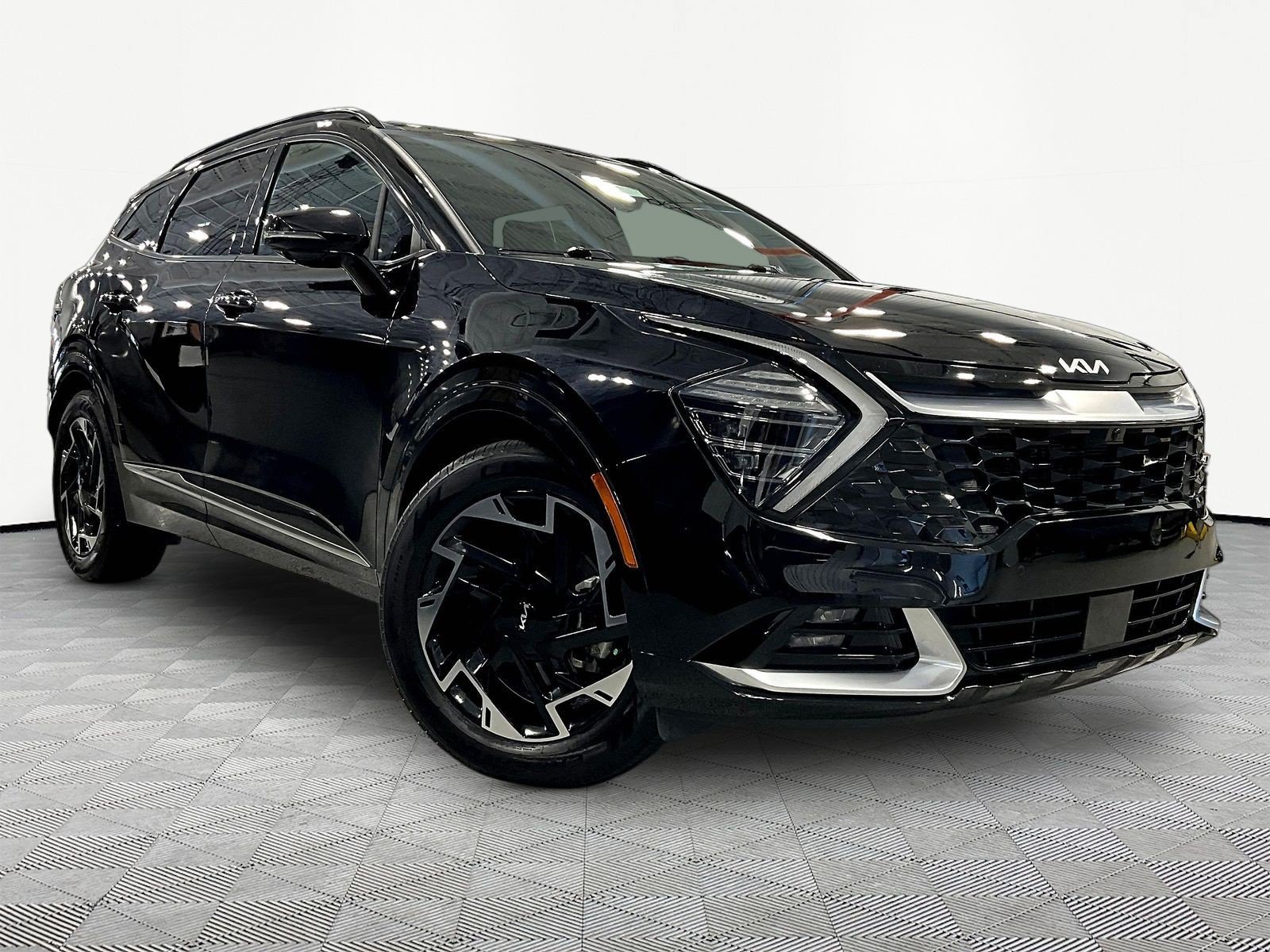 Used 2024 Kia Sportage SX FWD image 3