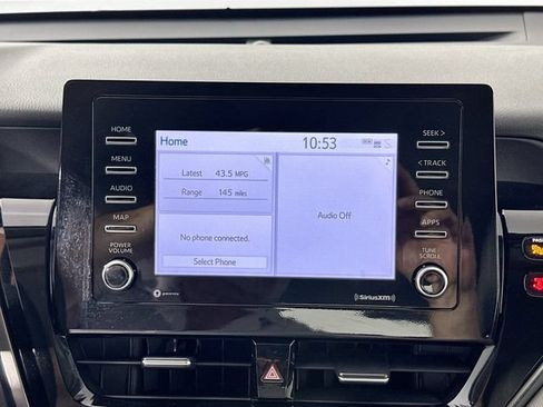 Used 2022 Toyota Camry SE FWD image 11