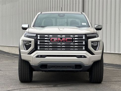 New 2026 GMC Canyon Denali image 3