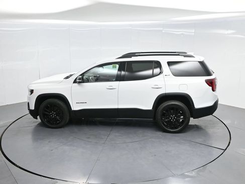 Used 2023 GMC Acadia SLT w/ Elevation Edition FWD image 60