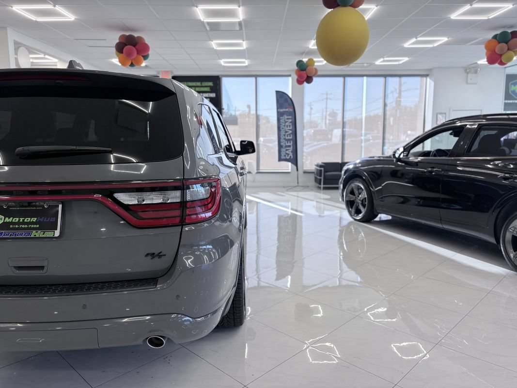 Used 2021 Dodge Durango R/T w/ Blacktop Package AWD/4WD image 14