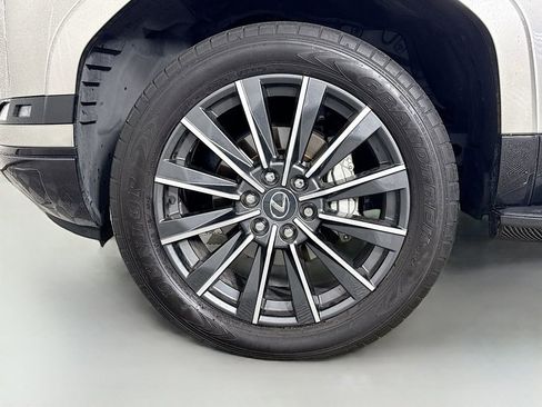 Certified 2024 Lexus GX 550 w/ Accessory Package (Z1) image 33