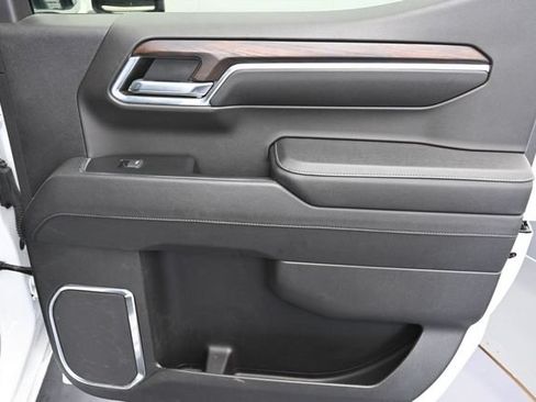 Used 2023 GMC Sierra 1500 SLT w/ SLT Convenience Package AWD/4WD image 23