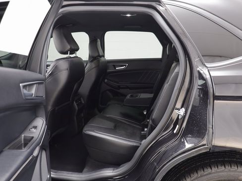 Used 2022 Ford Edge ST image 13