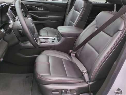 Certified 2023 Chevrolet Traverse RS image 21
