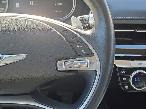 Used 2023 Genesis G80 2.5T image 18