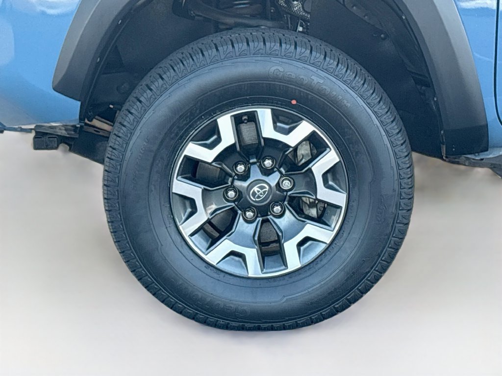 Used 2019 Toyota Tacoma TRD Off-Road AWD/4WD image 30