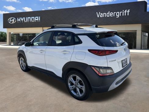 Used 2022 Hyundai Kona SEL w/ Convenience Package FWD image 6