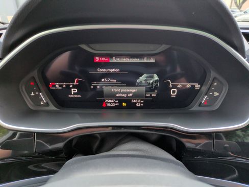 Used 2022 Audi Q3 2.0T Premium Plus w/ Premium Plus Package image 21