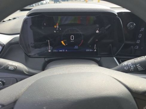 Used 2025 Chevrolet TrailBlazer LT image 12