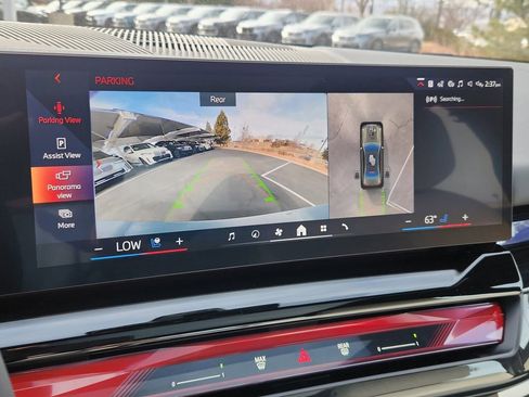 New 2026 BMW 550e xDrive image 14