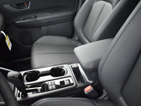 Used 2026 Subaru Outback Premium image 13