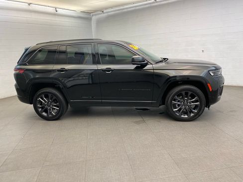 Certified 2026 Jeep Grand Cherokee Limited AWD/4WD image 15