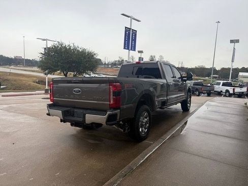 Certified 2023 Ford F350 Lariat w/ Chrome Package image 8
