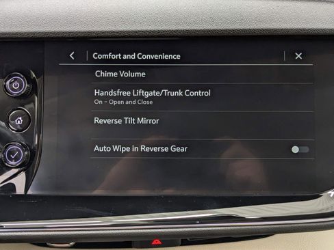 Used 2023 Buick Envision Avenir image 52