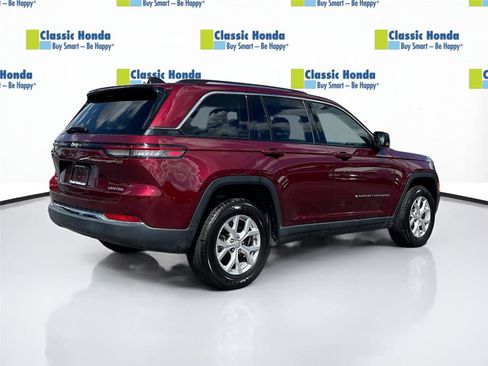 Used 2023 Jeep Grand Cherokee Limited image 8