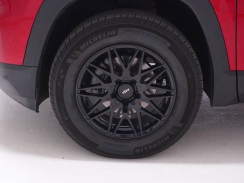 Used 2026 GMC Terrain Elevation w/ Technology Package II image 9