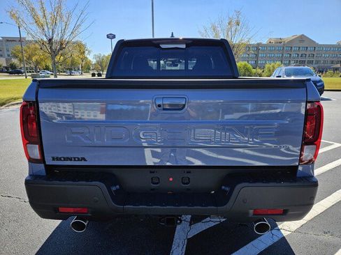 New 2026 Honda Ridgeline Black Edition image 6