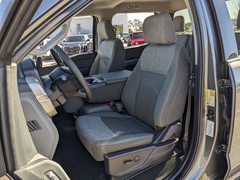 Used 2025 Ford F250 XLT image 30