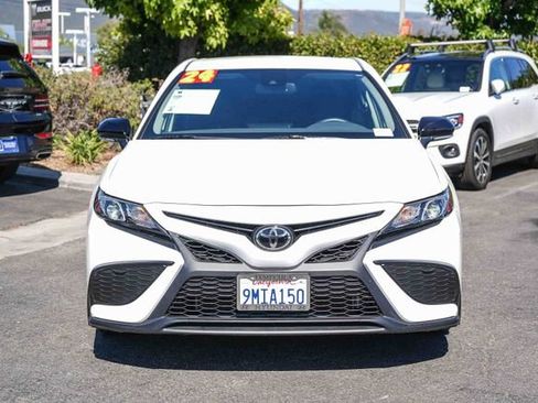 Used 2024 Toyota Camry SE w/ Convenience Package FWD image 2