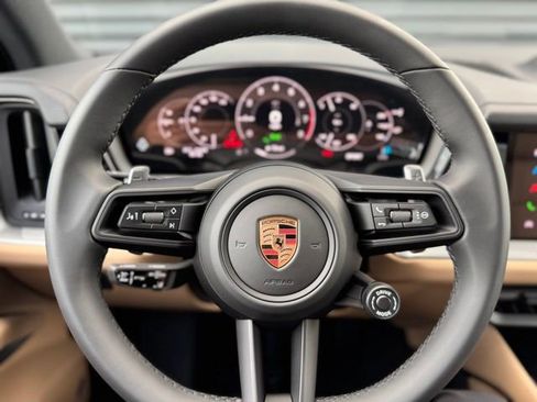 New 2026 Porsche Cayenne E-Hybrid AWD/4WD image 20