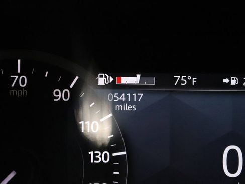 Used 2021 Jaguar F-PACE image 36