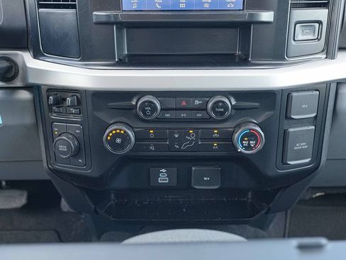 Used 2025 Ford F250 XLT AWD/4WD image 31