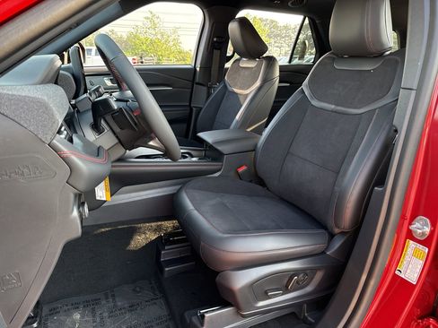 New 2026 Ford Explorer ST RWD image 17